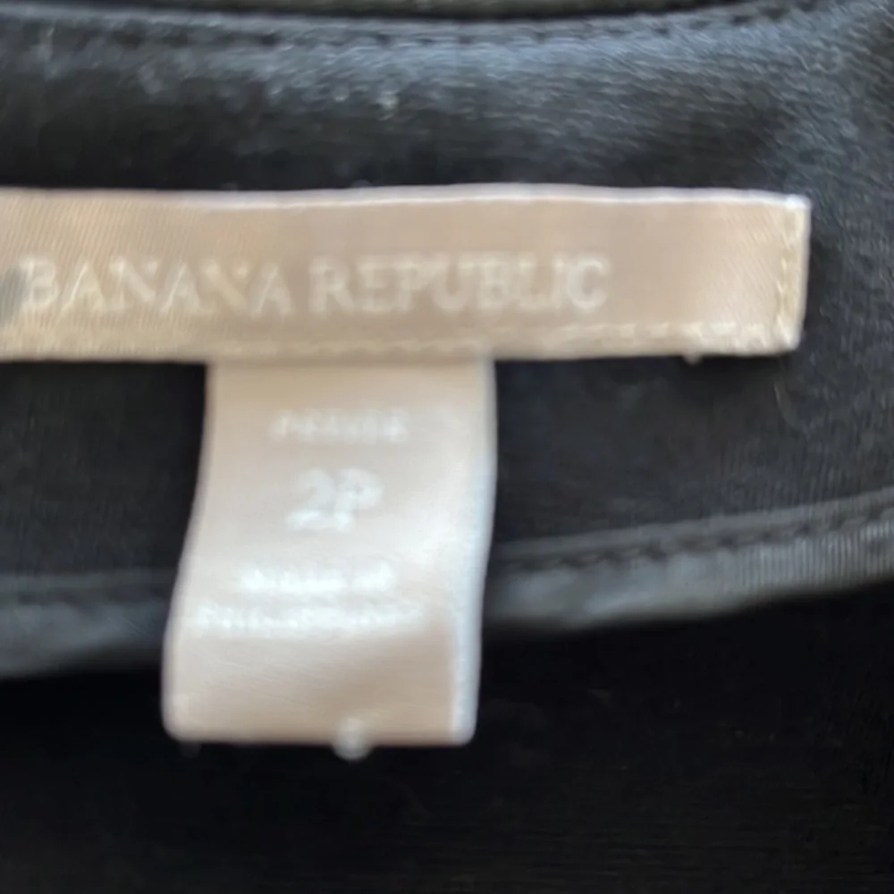 Banana republic dress fit and flare a line  stretch‎ dress zip up closure